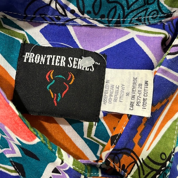 Clearance! ⚠️ Frontier Series Vibrant Multi-color Western Button Down LS, Sz.XL - Picture 16 of 16